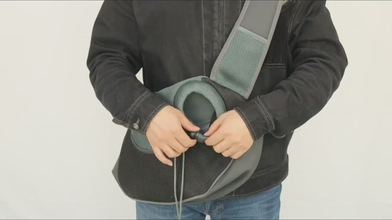 Sac de transport pour animaux en bandoulière. La vidéo de démonstration
